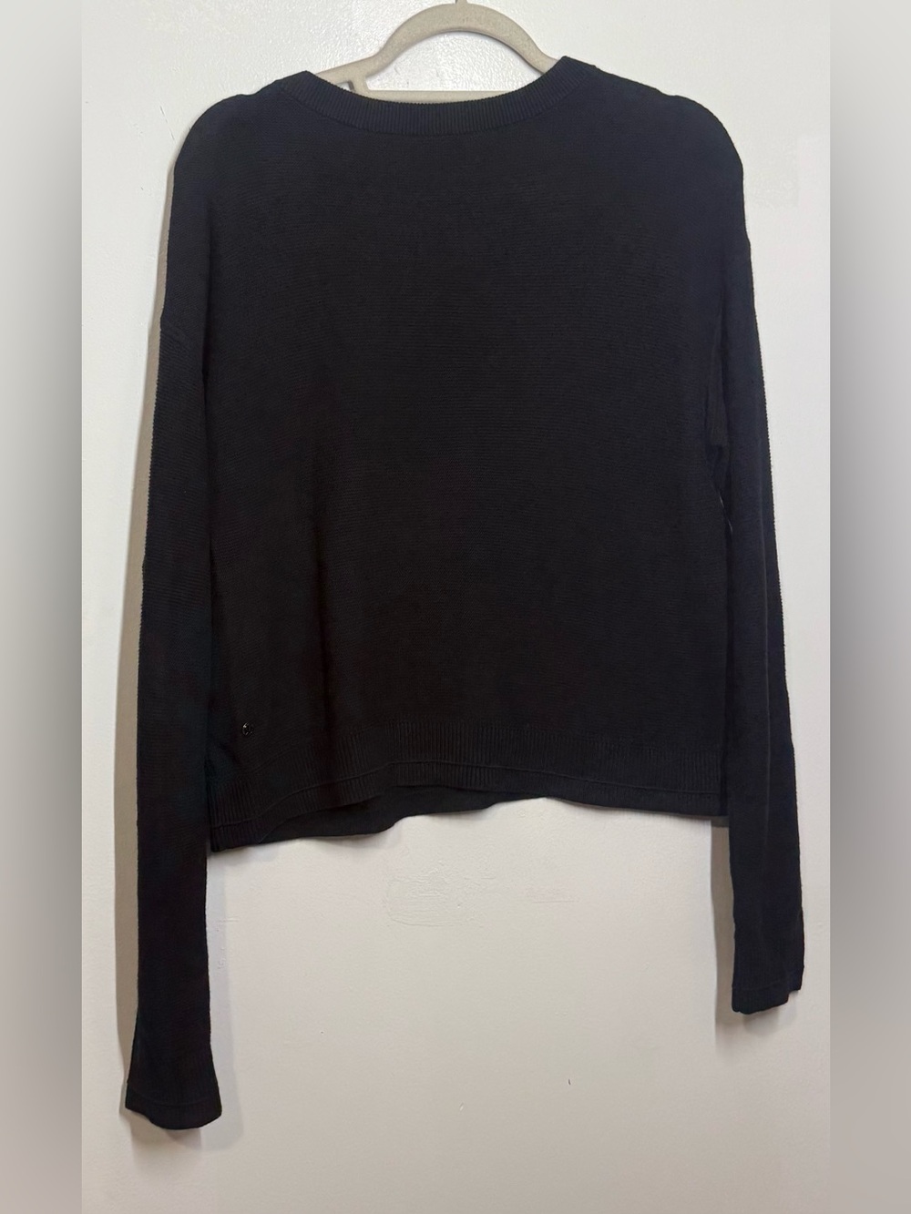 Lululemon Women’s Sweatshirt - Picture 2 of 5